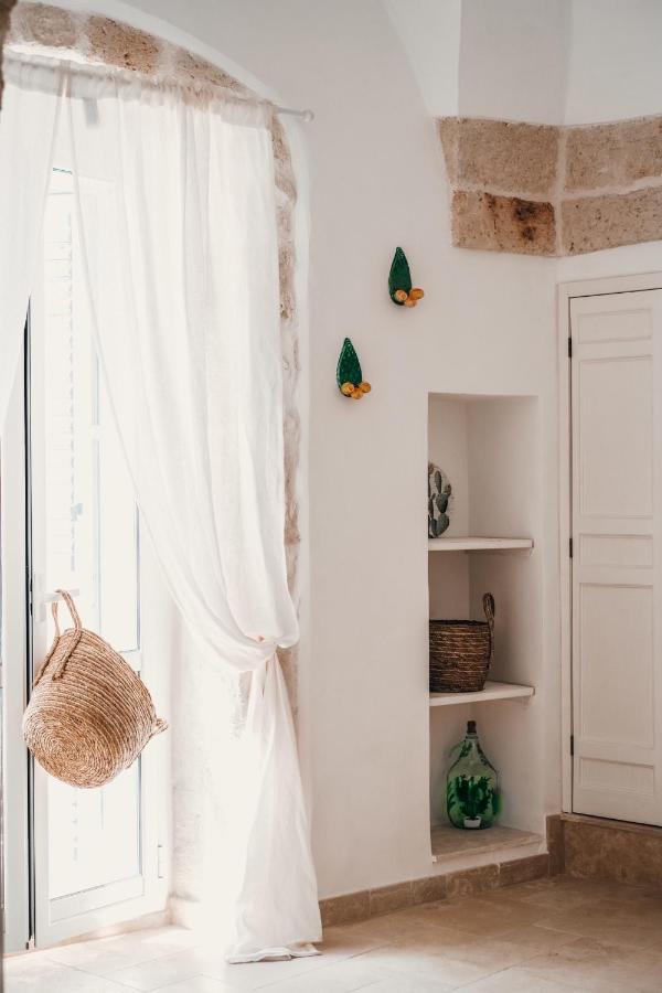Tetti Bianchi - Deva'S Suite Home Ostuni Eksteriør billede