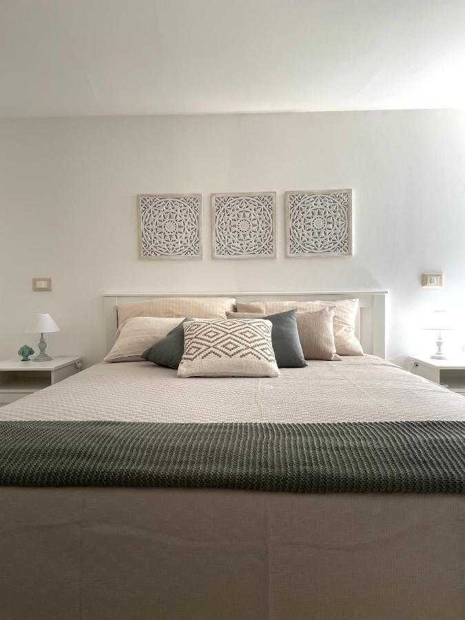 Tetti Bianchi - Deva'S Suite Home Ostuni Eksteriør billede